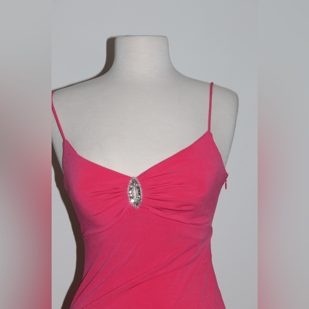 Pink formal - Picture 3 of 10